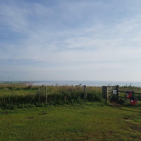 LodgeBarmston エクステリア 写真